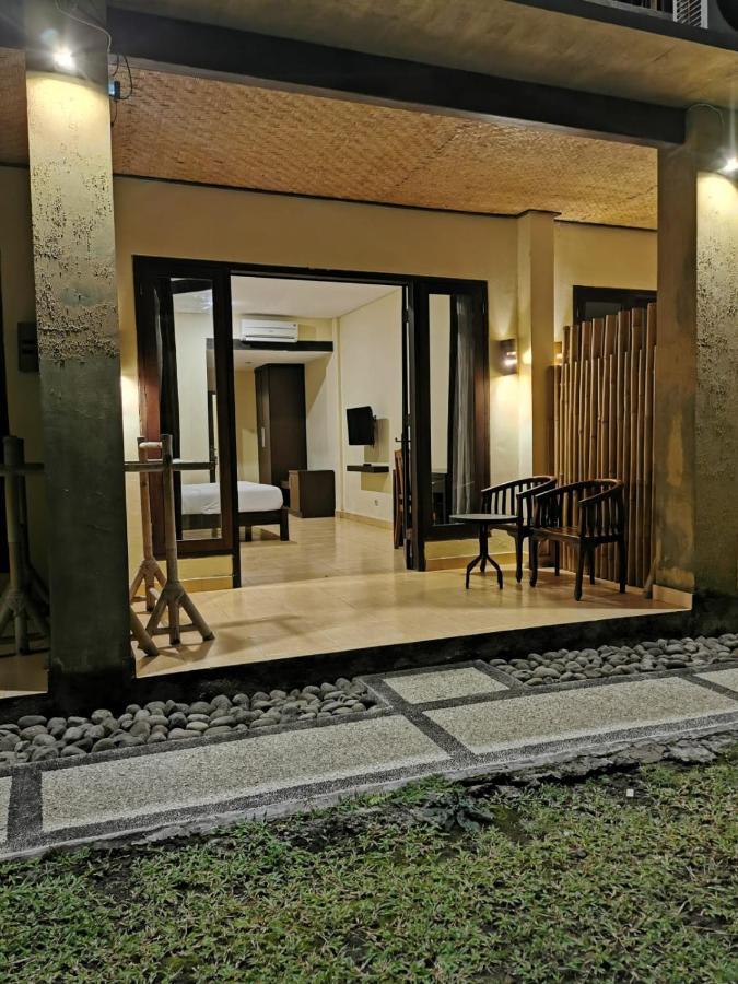 Dalia Budget Hotel Senggigi Dış mekan fotoğraf